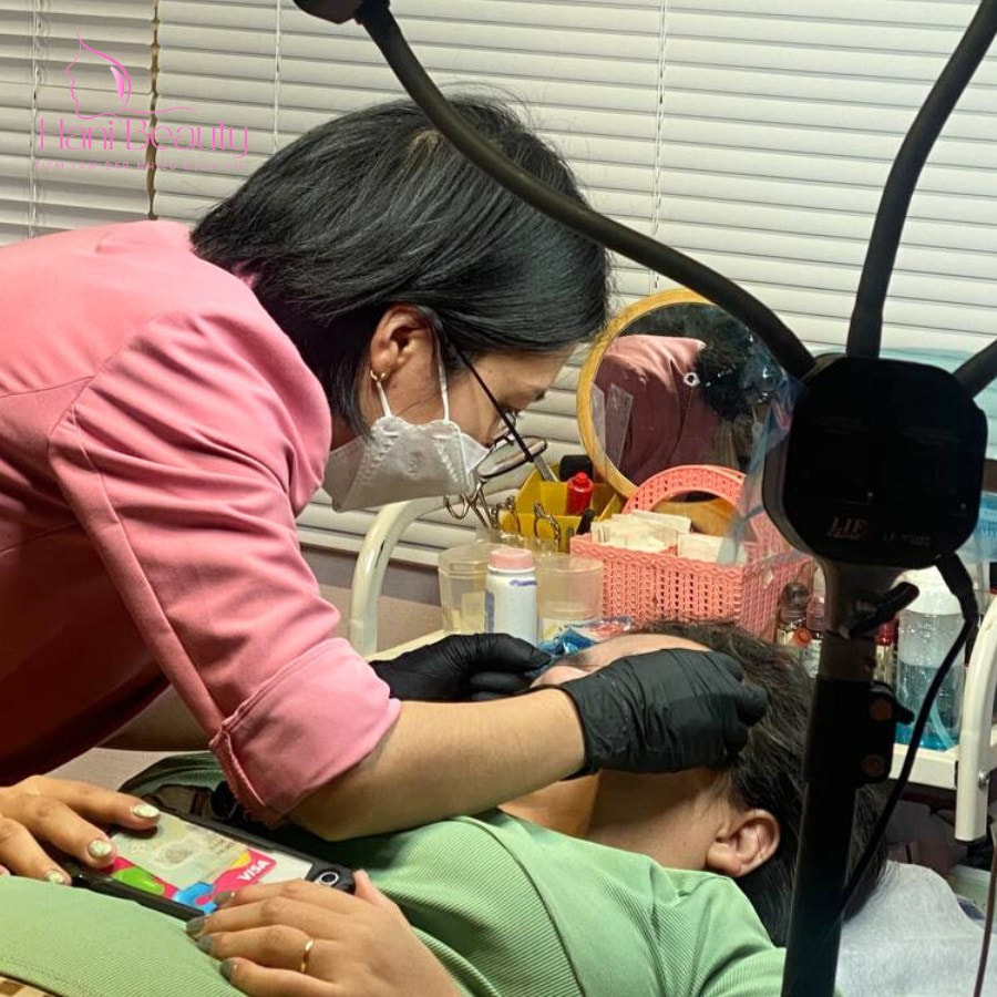 Phun Môi Dặm Lại Có Đau Không? Nguyên Nhân Và Giải Pháp 16 Phun moi dam lai co dau khong Ms Hani 2